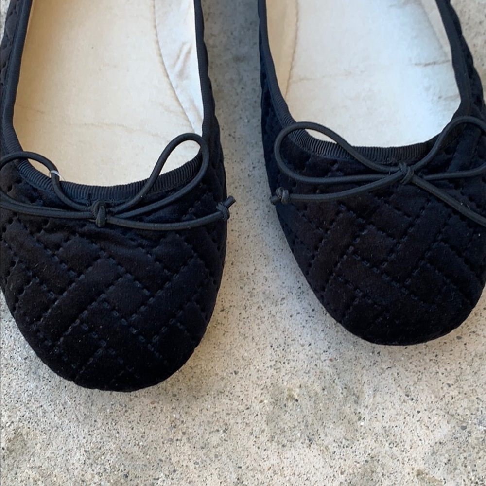 New! CL by Laundry Aris Quilted Velvet Flats 8.5 - Picture 3 of 7